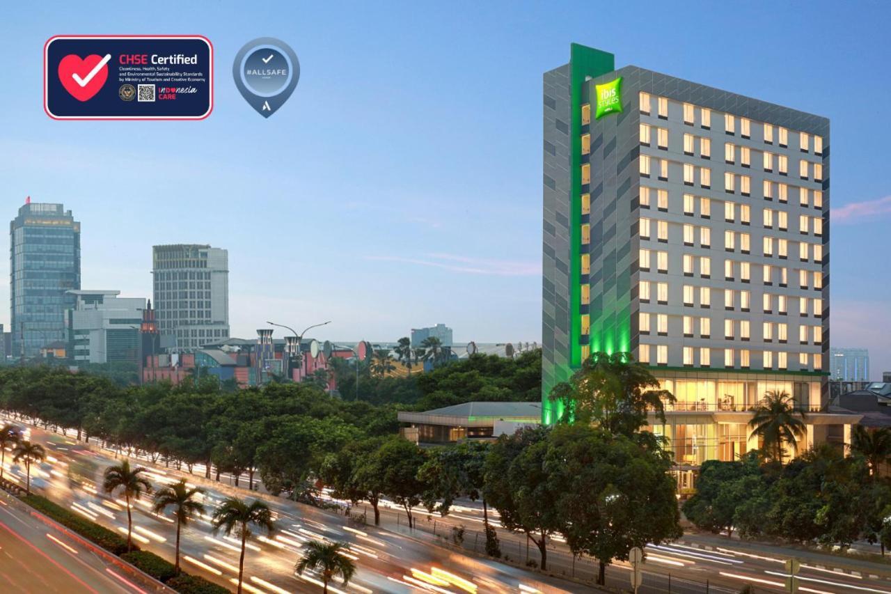 Ibis Styles Jakarta Simatupang Esterno foto