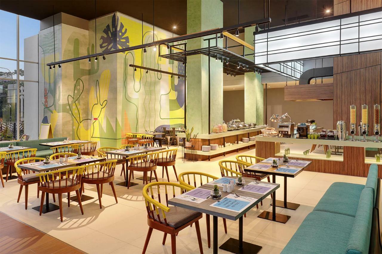 Ibis Styles Jakarta Simatupang Esterno foto